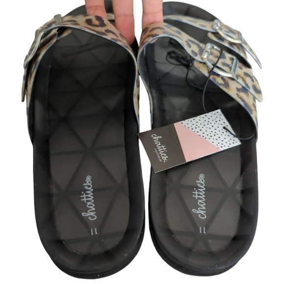 NWT Chatties Leopard Print Sandals - Picture 3 of 10